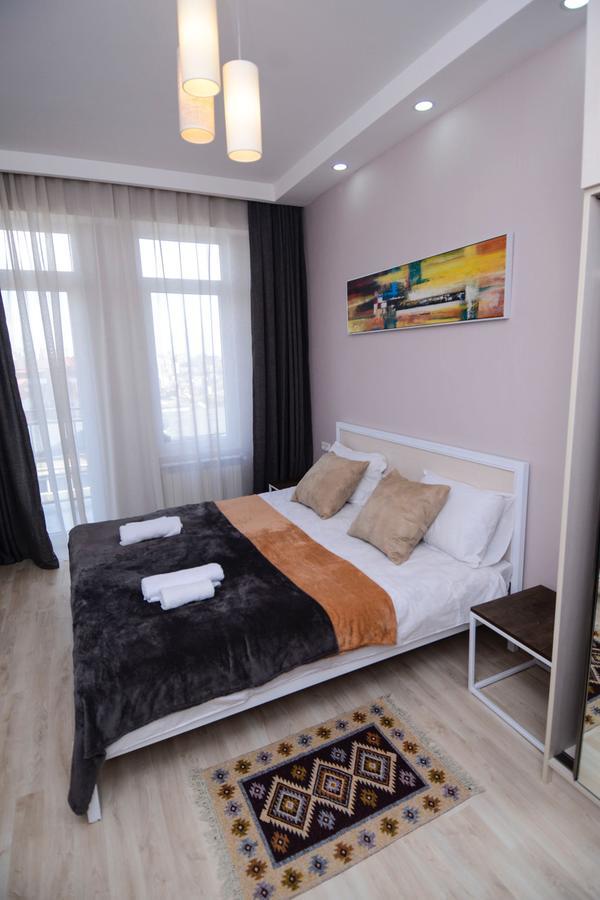 B-Lax Apartment Tbilisi Ngoại thất bức ảnh